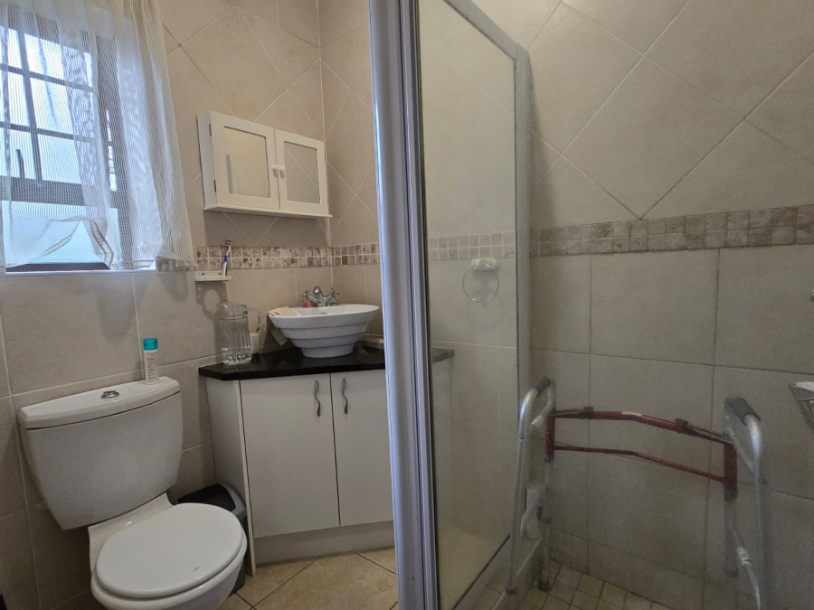 To Let 3 Bedroom Property for Rent in Bathurst Eastern Cape